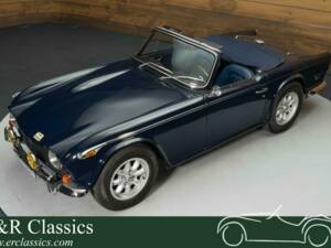 Image 1/19 of Triumph TR 250 (1968)