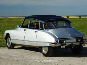 Image 11/24 of Citroën DS 23 IE (1975)