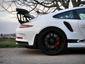 Image 2/29 of Porsche 911 GT3 RS (2015)