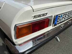 Image 48/63 of Alfa Romeo Spider 1300 Junior (1970)