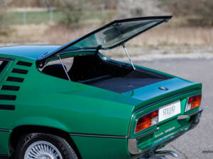 Image 29/49 de Alfa Romeo Montreal (1974)