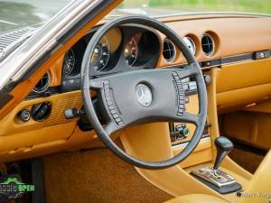 Image 6/48 of Mercedes-Benz 350 SL (1972)