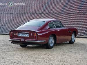 Bild 12/50 von Aston Martin DB 6 (1967)