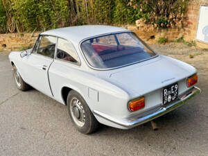 Immagine 22/34 di Alfa Romeo Giulia GT 1300 Junior (1969)