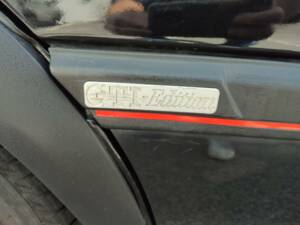 Image 9/10 of Volkswagen Golf III GTI 2.0 (1996)