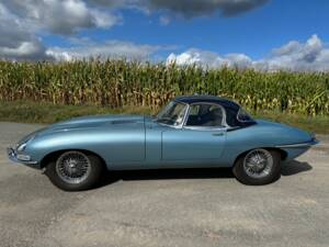 Image 10/50 of Jaguar E-Type 3.8 Flat Floor (1961)