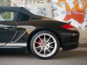 Image 7/38 of Porsche Boxster Spyder (2010)