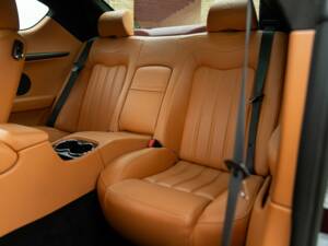 Image 39/50 of Maserati GranTurismo 4.2 (2009)