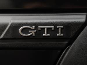 Bild 14/29 von Volkswagen Golf III 2.0 16V GTI (1994)
