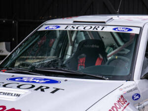 Imagen 38/41 de Ford Escort RS 2000 (1997)