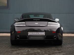 Image 8/50 de Aston Martin V12 Vantage S (2014)