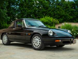 Image 2/50 of Alfa Romeo 2.0 Spider (1991)