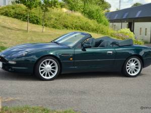 Image 13/19 of Aston Martin DB 7 Volante (1997)