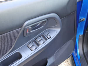 Afbeelding 31/50 van Subaru Impreza 2.0 WRX (2002)