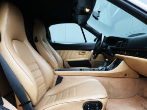 Bild 35/47 von Porsche 968 (1992)