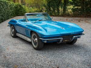 Image 4/19 of Chevrolet Corvette Sting Ray (1966)