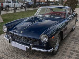 Image 2/21 of Ferrari 250 GT&#x2F;E (1961)