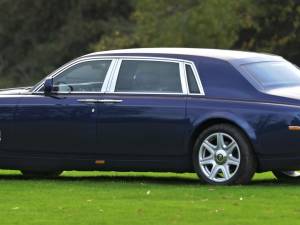 Image 11/49 of Rolls-Royce Phantom VII (2009)