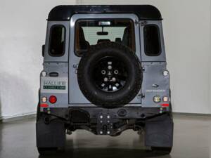 Image 11/20 of Land Rover Defender 110 (2016)