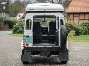 Image 17/50 of Land Rover Defender 90 (2008)