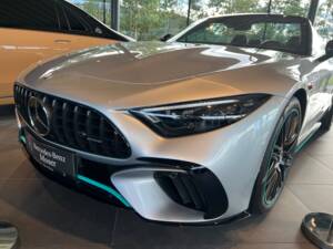 Image 2/56 of Mercedes-AMG SL 63 4MATIC+ &quot;Motorsport Collectors Edition&quot; (2024)