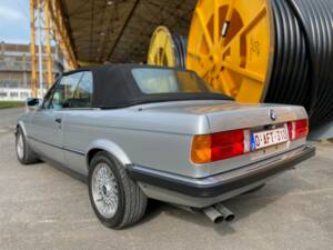 Bild 3/6 von BMW 325i (1990)