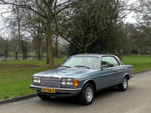 Image 7/20 of Mercedes-Benz 280 CE (1978)