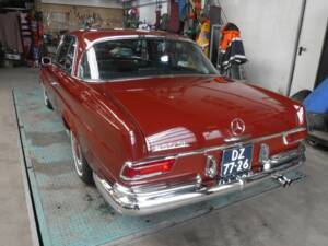 Bild 4/50 von Mercedes-Benz 250 SE (1967)