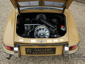 Image 33/50 of Porsche 911 2.0 (1965)