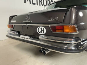 Image 20/28 de Mercedes-Benz 280 SE 3,5 (1970)