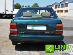 Imagen 5/10 de Lancia Thema I.E. Turbo (1986)
