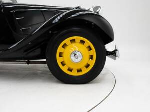 Afbeelding 10/15 van Citroën Traction Avant 11 BL Légère (1938)