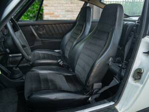 Image 27/50 de Porsche 911 SC 3.0 (1979)
