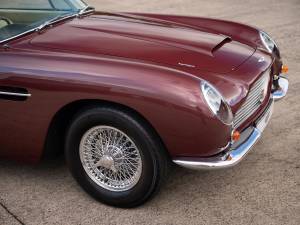 Imagen 3/14 de Aston Martin DB 6 (1968)