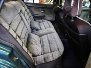Immagine 25/39 di Audi 200 5T (1982)