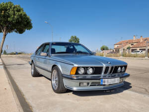 Imagen 2/15 de BMW 635 CSi (1983)