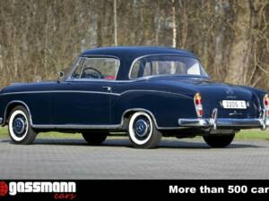 Imagen 7/15 de Mercedes-Benz 220 S (1958)