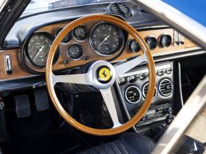Afbeelding 15/30 van Ferrari 365 GTC (1968)