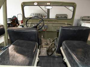 Image 7/16 of Willys-Viasa CJ-3B (1971)