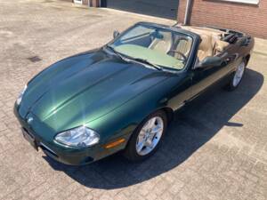 Bild 6/33 von Jaguar XK8 4.0 (1997)