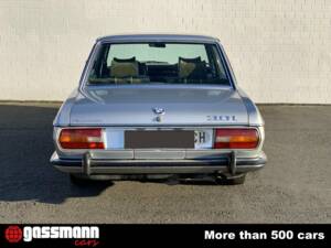 Immagine 5/15 di BMW 3,3 L (1974)