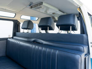 Image 67/89 of Volkswagen T1 Samba (1966)