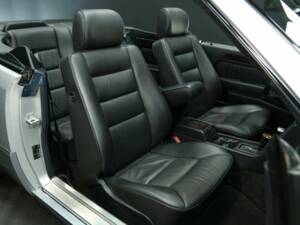 Immagine 19/30 di Mercedes-Benz E 320 &quot;Final Edition&quot; (1997)