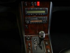 Immagine 20/37 di Mercedes-Benz S 500 (1996)