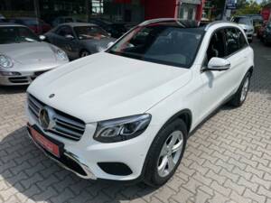 Afbeelding 1/18 van Mercedes-Benz GLC 220 d 4MATIC (2016)