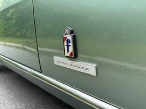 Bild 6/35 von Peugeot 504 Coupé (1983)