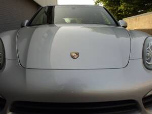 Image 13/98 of Porsche Cayenne S (2010)