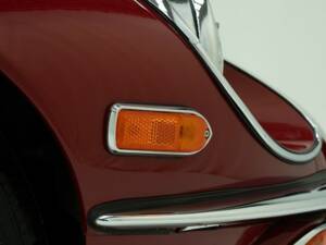 Image 14/15 of Jaguar Type E V12 (2+2) (1973)