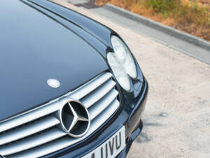 Bild 9/50 von Mercedes-Benz SL 55 AMG (2004)