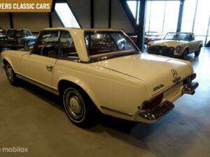 Immagine 5/10 di Mercedes-Benz 230 SL (1964)